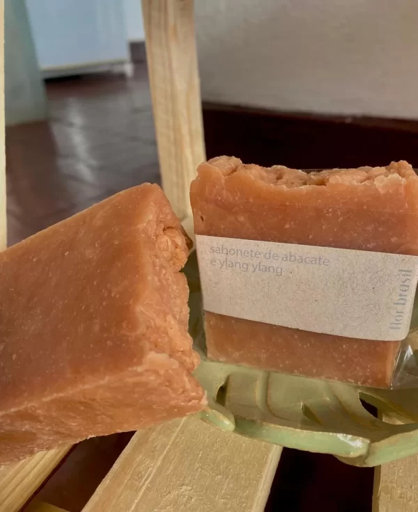 Sabonete de Argila Vermelha e Ylang Ylang - Imagem 3